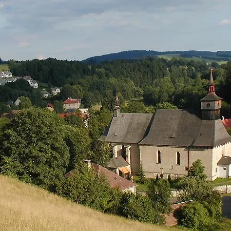 Konukevi Penzion Klasterec Nad Orlici *