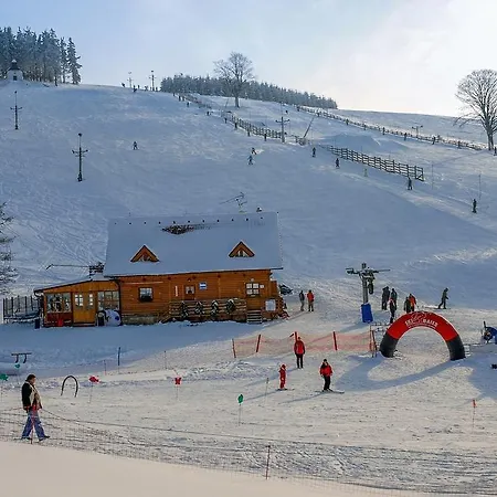 Konukevi Penzion Klasterec Nad Orlici *